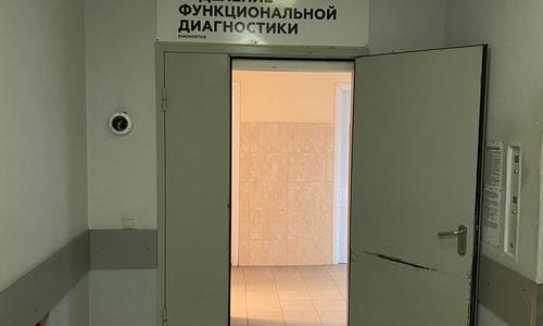 Консультация нашим нейрохирургом в ЦРБ г. ДОМОДЕДОВО (Московской области) больной 35 лет с разрывом аневризмы головного мозга для оценки возможности оперативного вмешательства на месте.