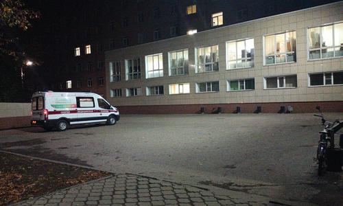 Консультация нашим нейрореаниматологом в ОКБ г. РЯЗАНИ больной 54 лет с разрывом аневризмы головного мозга для оценки возможности госпитализации в стационар города Москвы