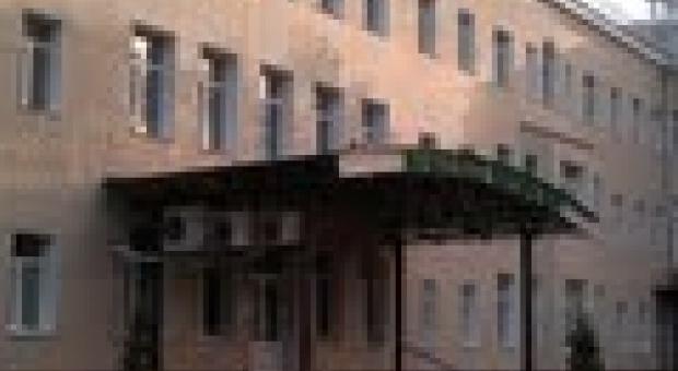 Открытая черепно-мозговая травма. Перелом свода и основания черепа. Ушиб головного мозга тяжелой степени.